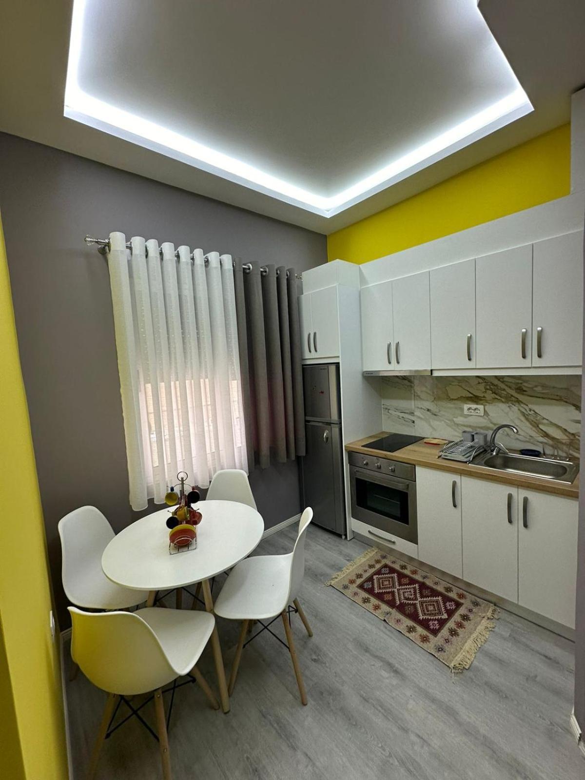 Algen Room'S Berat Bagian luar foto